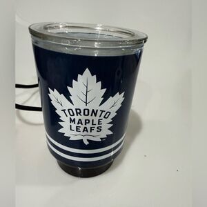 New Scentsy Toronto Wax Warmer Blue and White leafs